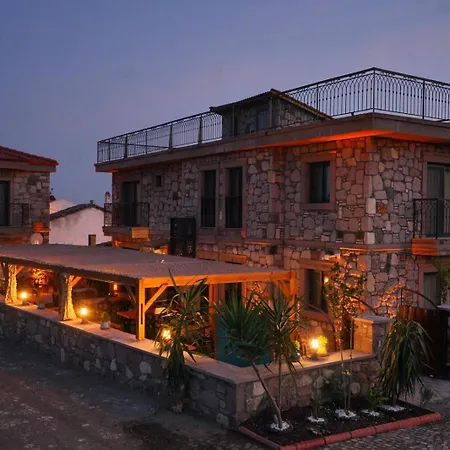 Lotus Kuecuekkoey Hotel