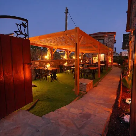 Lotus Kuecuekkoey Hotel Ayvalı
